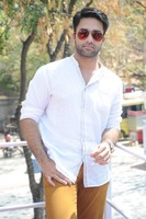 Navdeep Stills